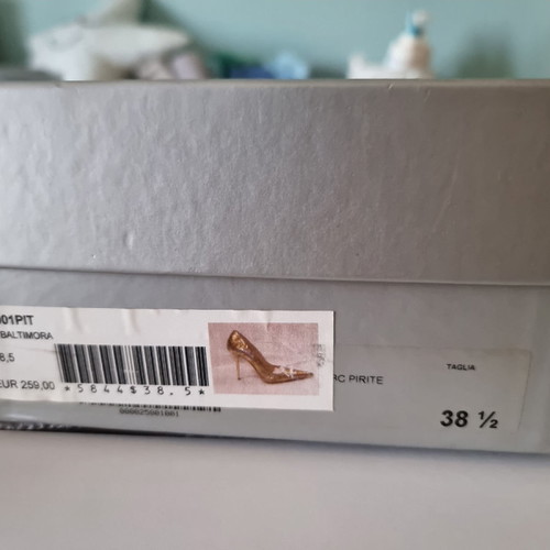 Italian leather pumps used, size 38.5