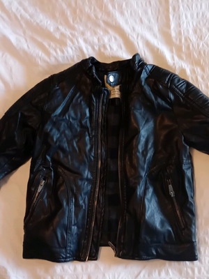 Zara black biker kids jacket like new for 6-year-old boy