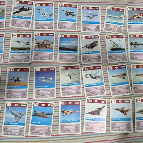 Superato Fighter Airplanes used, pack of 30 cards MIKA