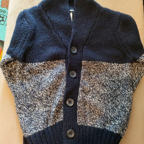 Boy's cardigan used, size 3/4-104