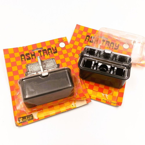 Vintage Saber Car Ashtrays NOS, set of 2, made in Hong Kong 1970s