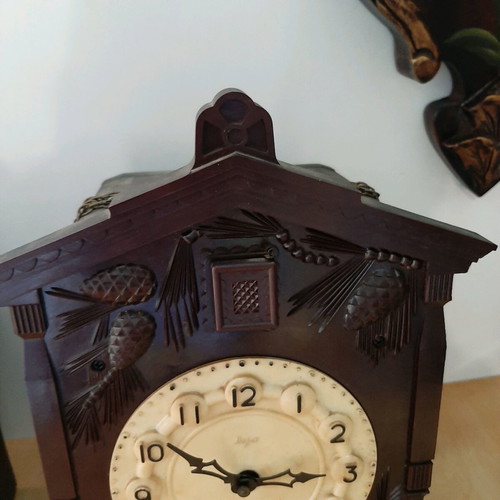 Vintage cuckoo clocks used, set of two
