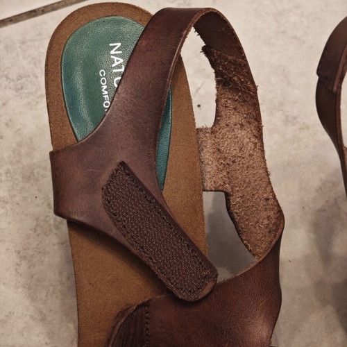 Naturelle Comfort anatomical women's sandals size 40 like new, leather