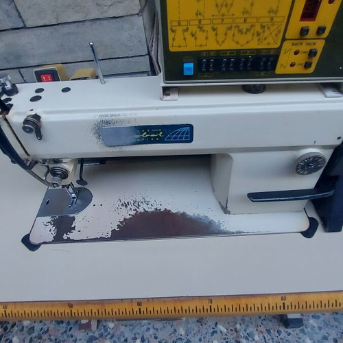 Professional sewing machines used, Yuki, Clompal automatic, Yiamato three-thread