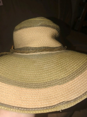 Wide-brimmed straw hat in khaki mark's and Spencer
