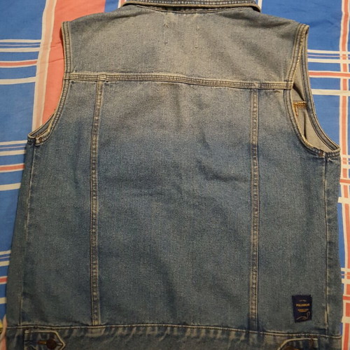 Denim sleeveless jacket new, unworn