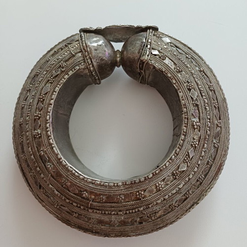 Vintage Bedouin Tribal Bracelet silver handmade, like new