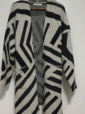 Only cardigan XS like new
