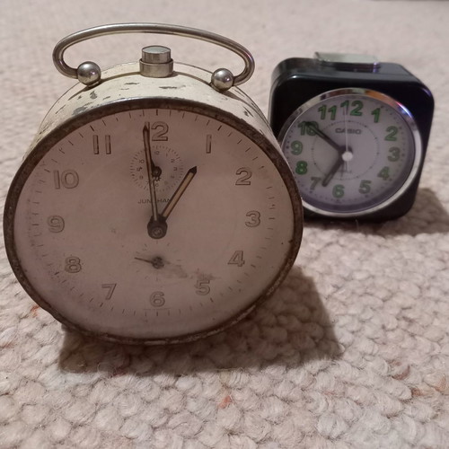 Junghans alarm clock used with Casio battery clock gift