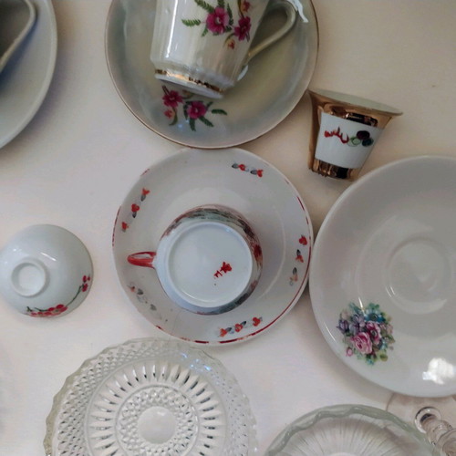 Vintage cups and dessert plates used, set