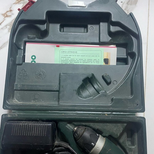Metabo drill screwdriver and flashlight used