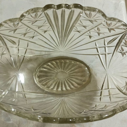 Crystal fruit bowl retro, like new with embossed designs