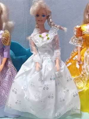 Barbies lot No8, vintage dance dresses