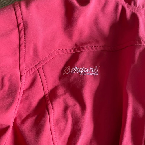 Bergans of Norway Stegaros Lady Jacket softshell women's jacket like new, red and pink