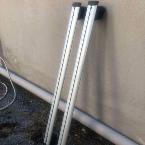 Audi aluminum roof bars genuine, like new, 1.10 cm
