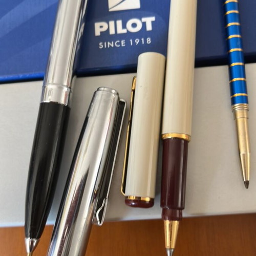 Pilot Since 1918 pens in excellent condition, set