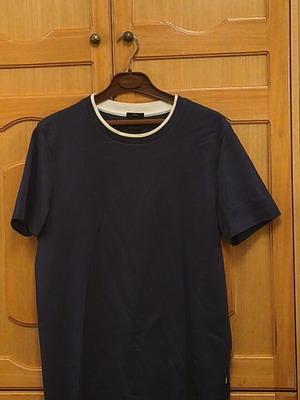 Boss T-shirt μέγεθος M σαν καινούργιο, μπλε και άσπρο