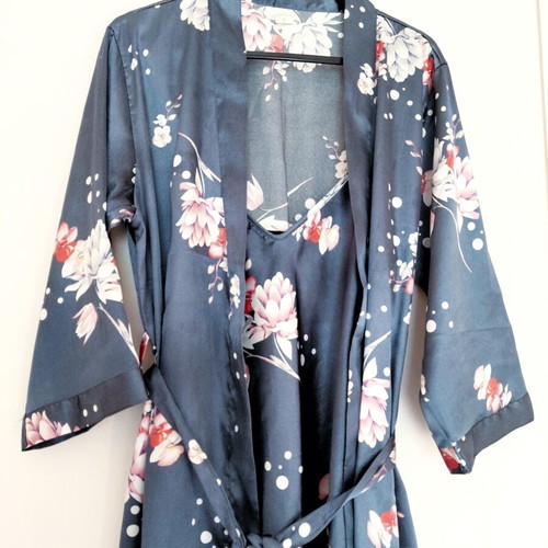 Satin floral nightdress and robe set XS/S, blue