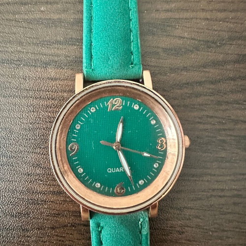Women's watch new, green and gold