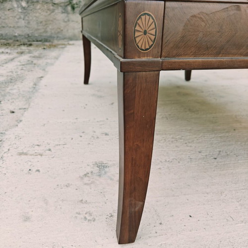Coffee table made of solid wood, like new, 135×80 cm