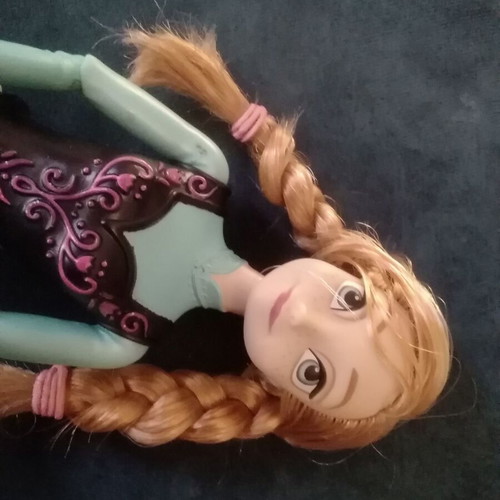 Frozen Anna doll 2013 Mattel like new