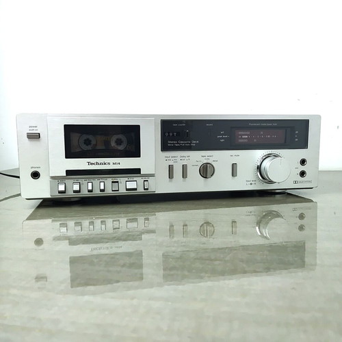Technics RS-M14 Stereo Cassette Deck used with FL VU-Meters and Metal Tape