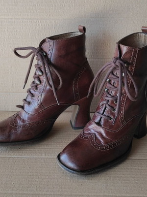 Rollini leather brown ankle boots used, size 37