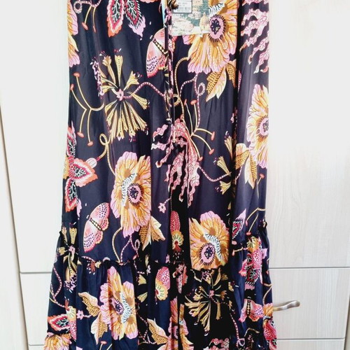 Long skirt new black with pink flowers one size Positano by Jean Paul