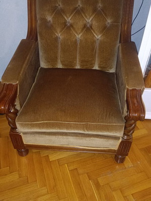 Vintage living room armchair like new