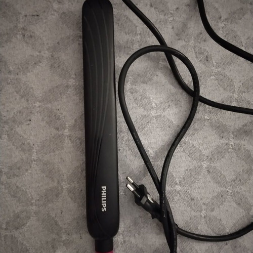 Philips Hair Straightener HP8320 used