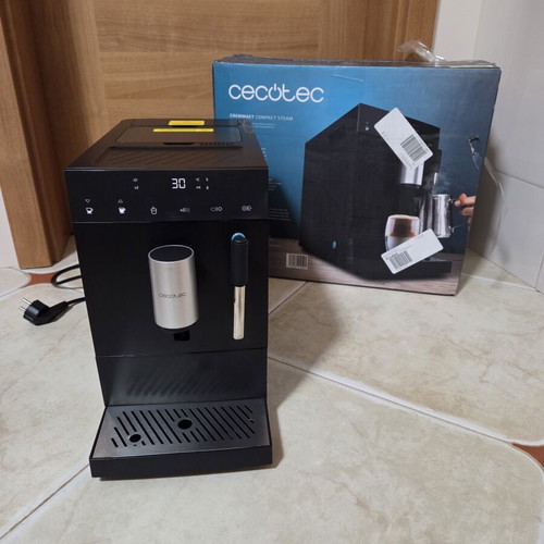 Cecotec Cremmaet Compact 19 Bar coffee machine new
