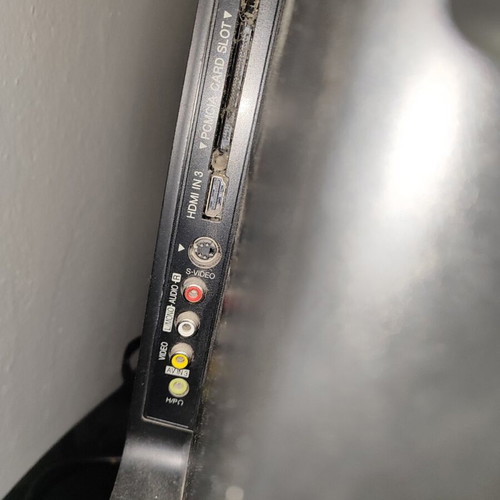LG 32" TV used without working speakers
