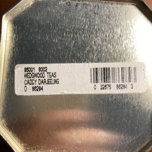 Wedgwood Teas Darjeeling metal caddy tin like new