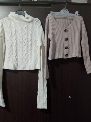 Knitted sweaters used, set of two, white and pink, size S
