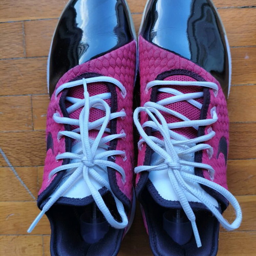 Nike Air LeBron James Witness 3 basketball shoes, size 47, pink and white