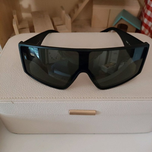 MCM MCM688S Unisex Sunglasses Black New