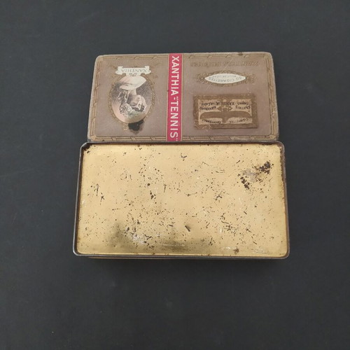 Xanthia "Tennis" vintage tin cigarette box 1920s