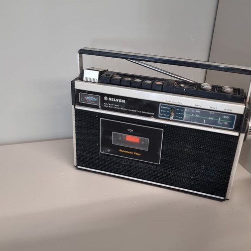 Vintage Silver radio cassette player used, good condition