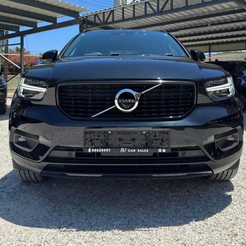 Volvo XC40 Mild Hybrid 2021 Like New, R Design, AWD, Petrol