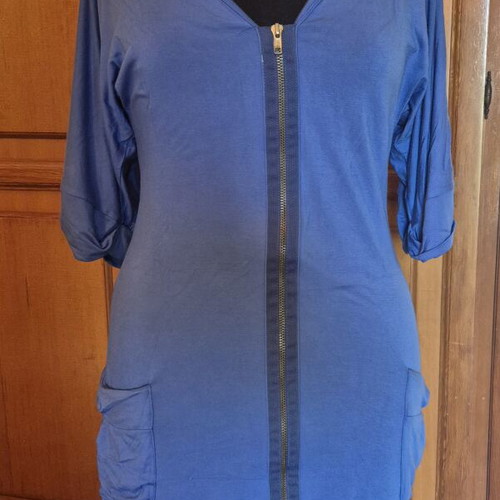 Blue short-sleeve dress like new