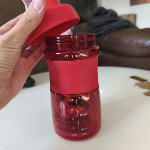Blender Bottle Shaker 500ml with Stainless Steel BlenderBall new