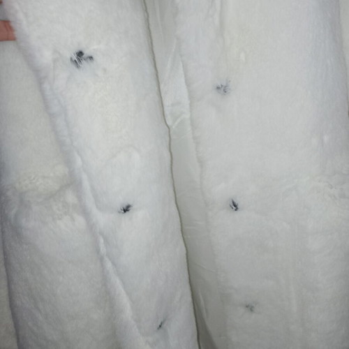 White ANRAN eco fur one size with pockets new
