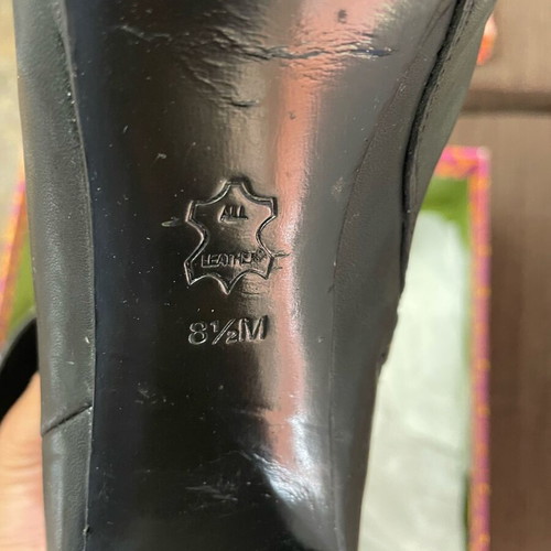 Tory Burch leather black ankle boots size 38.5 like new