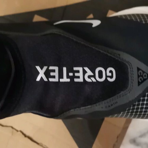 Nike ACG Mountain Goretex athletic shoes like new, size 43