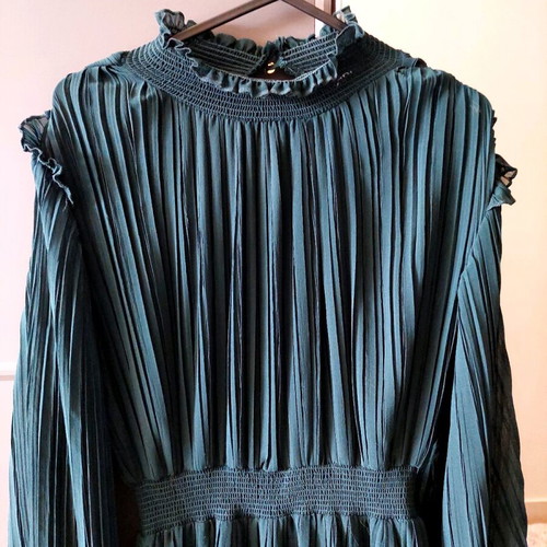 Zara emerald green dress new with stand collar and long sleeve