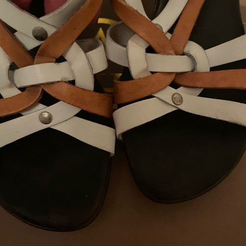 Leather sandals used no.37 white and orange