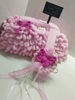 Set δώρου λαμπάδα και puffy bag σαν καινούργιο