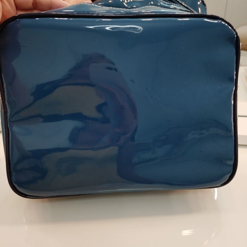 Estée Lauder cosmetic bag new, blue