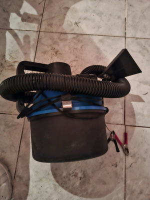 Car vacuum cleaner like new