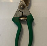 Pruning shears used